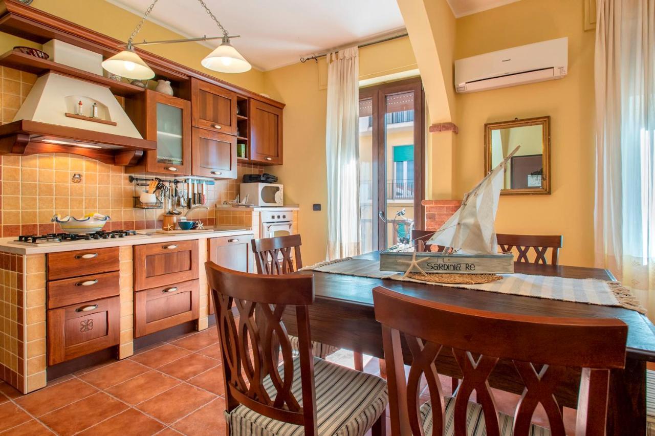 Sardinia Re - Foscolo 8 Appartement Alghero Buitenkant foto